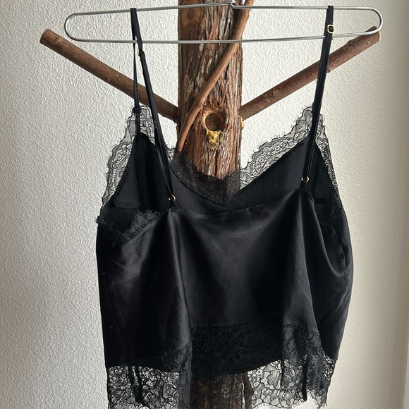 silky soft VS tank top - Picture 2 of 3